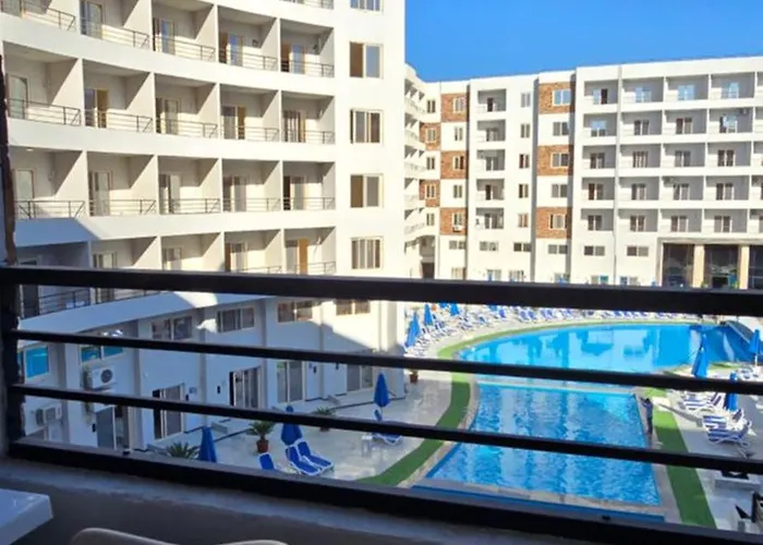 Tiba Golden Crystal Water Hurghada