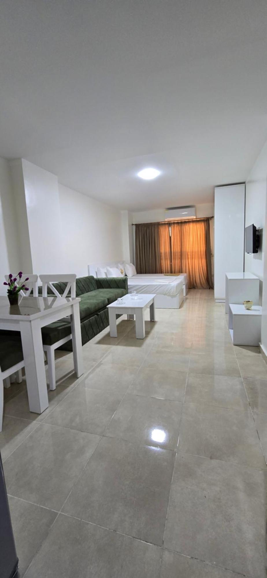 Tiba Golden Crystal Water Apartment